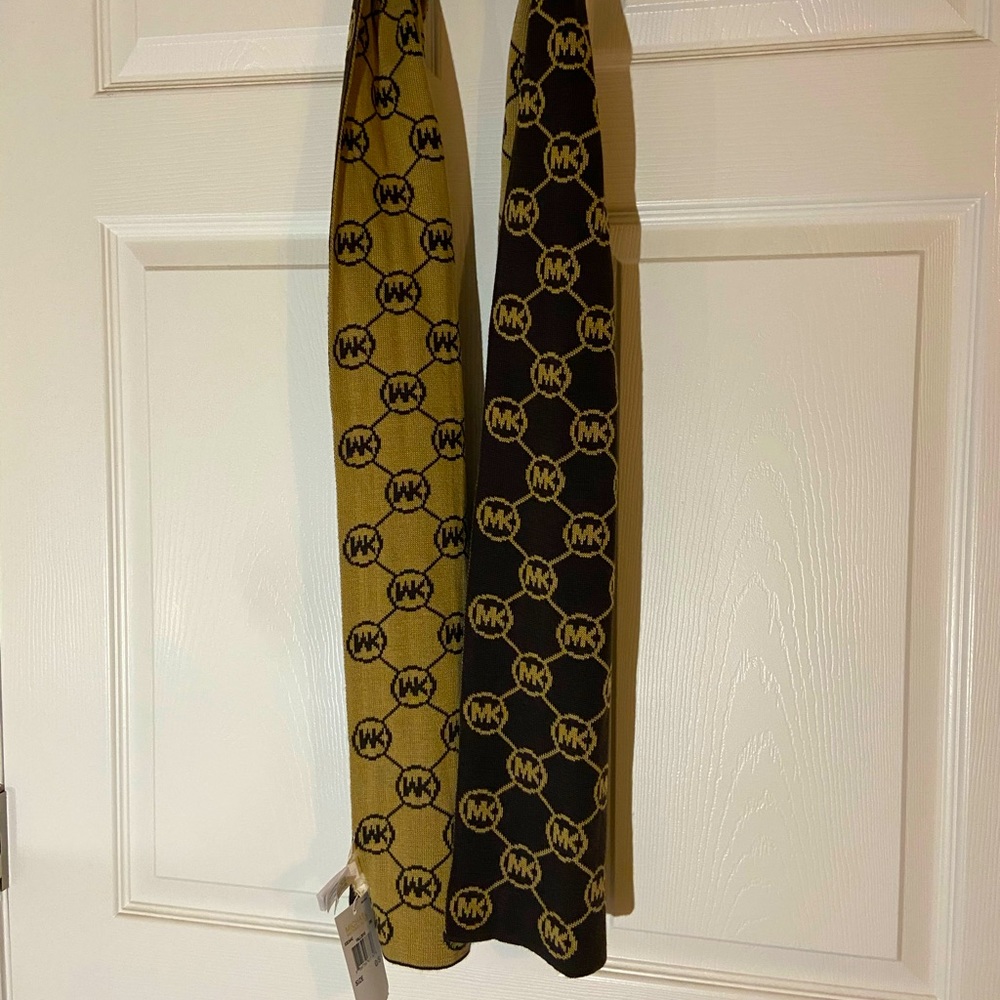 Michael Kors Logo Scarf